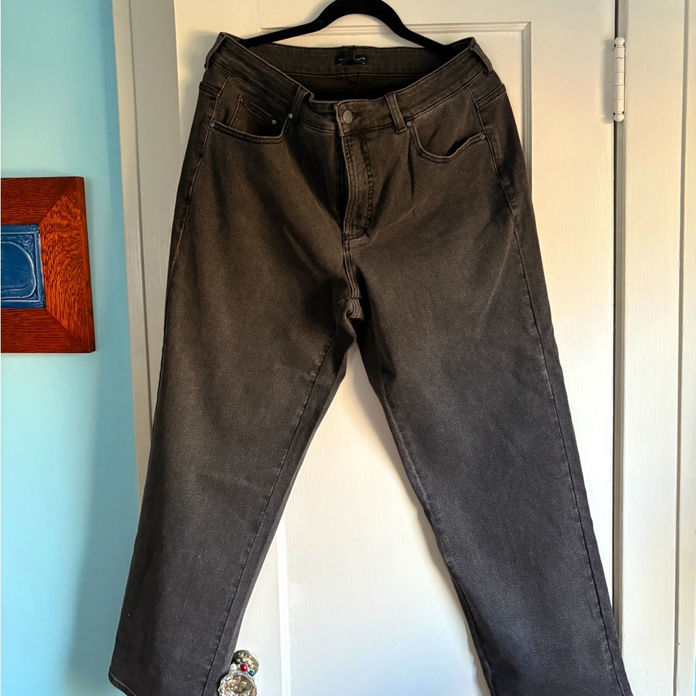 NWT Universal  Standard straight legged black jeans. US size 12= reg. Women’s 14